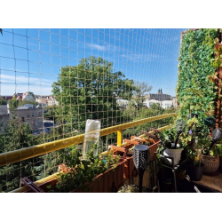 Vogelschutznetz für Balkon und Terrasse im Außenbereich