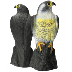 Vogelabwehr Attrappe in Form eines Greifvogels